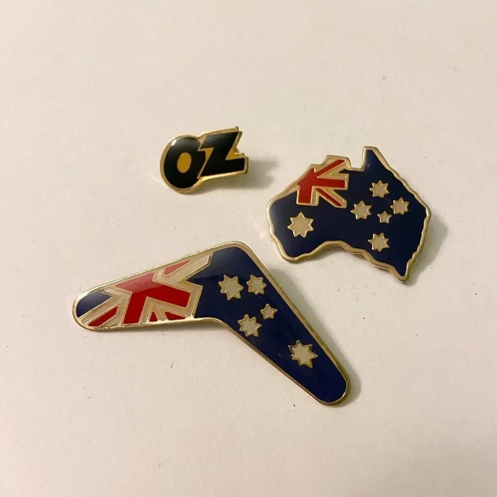 Vintage 80s Australia Oz Pins Boomerang Map 3 Piece Made In Taiwan